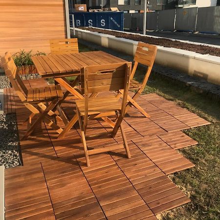 Apartament With Garden Bezplatny Parking !!! Краков Экстерьер фото