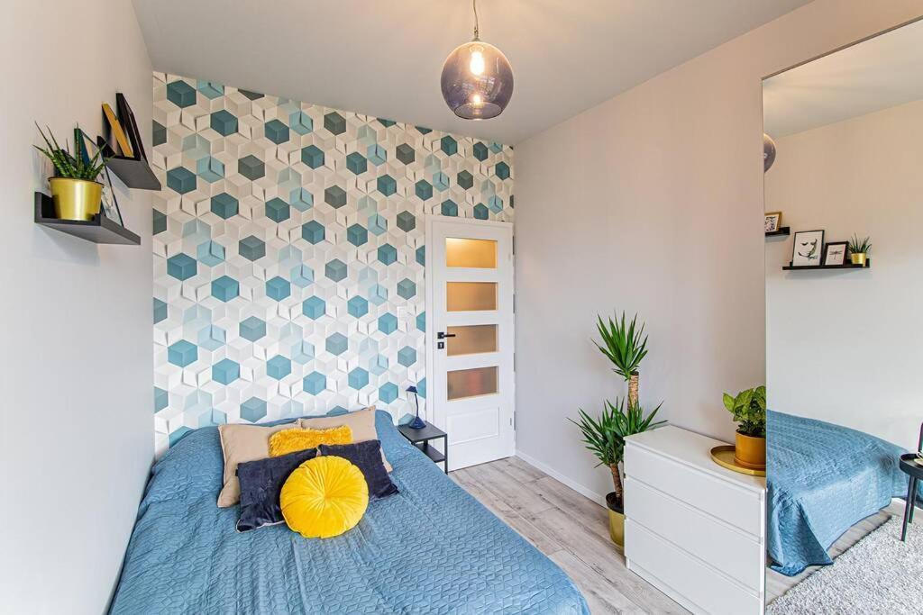Apartament With Garden Bezplatny Parking !!! Краков Экстерьер фото
