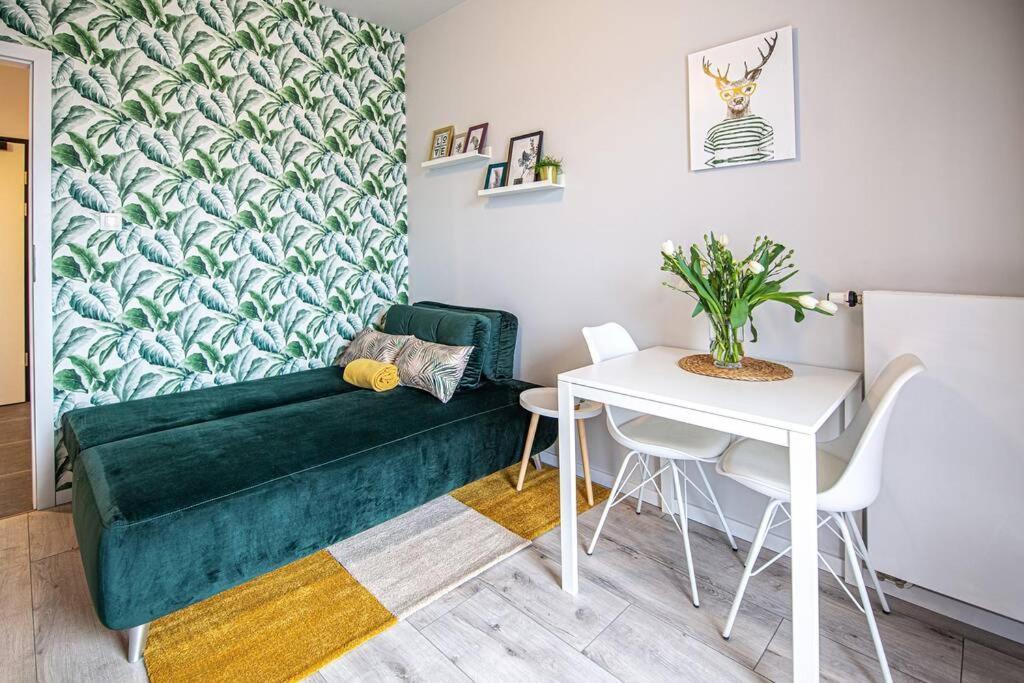 Apartament With Garden Bezplatny Parking !!! Краков Экстерьер фото