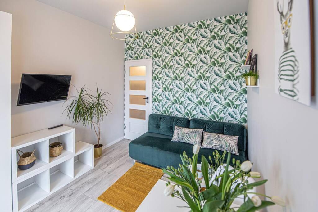 Apartament With Garden Bezplatny Parking !!! Краков Экстерьер фото